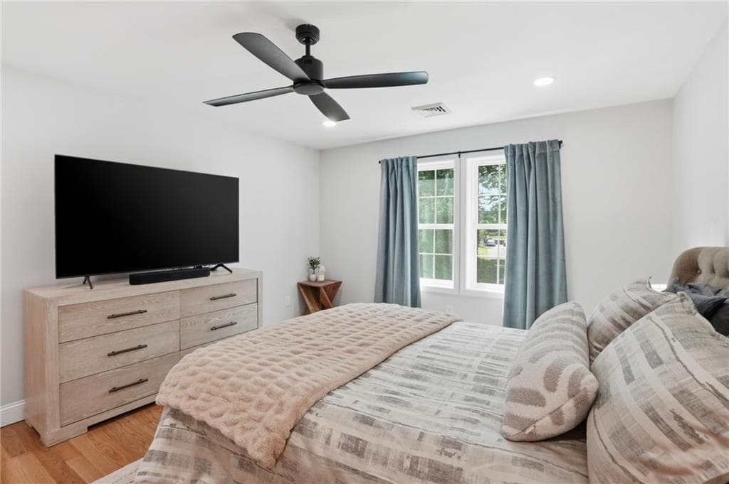 72 Wilbur Road photo 23
