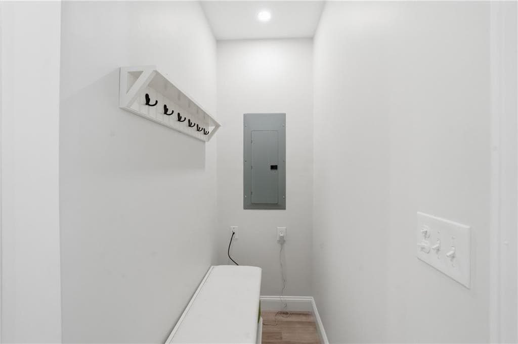 72 Wilbur Road photo 37