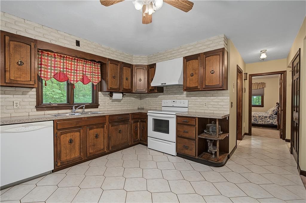 27 Peck Hill Road photo 12