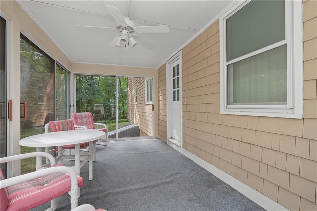 27 Peck Hill Road photo 37