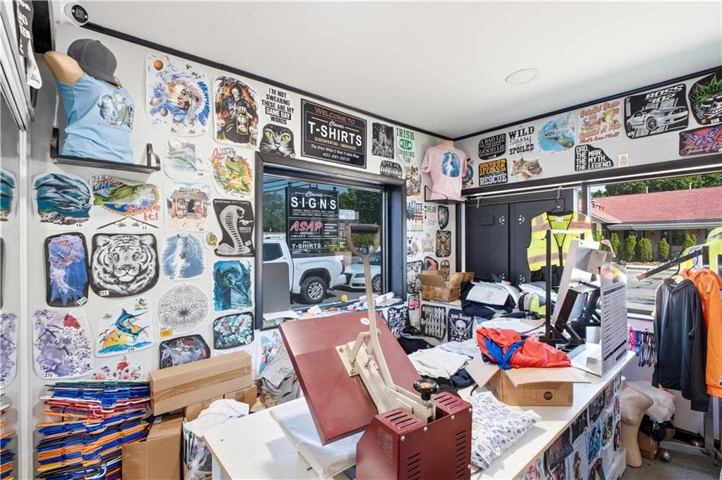 912 Tiogue Avenue photo 6