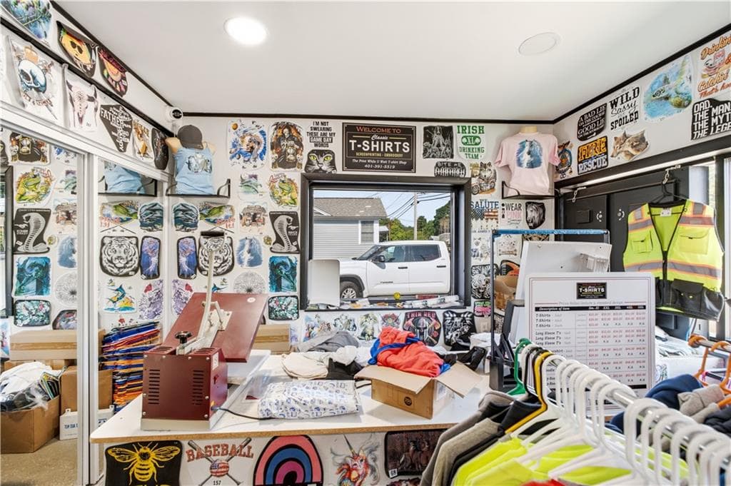 912 Tiogue Avenue photo 8