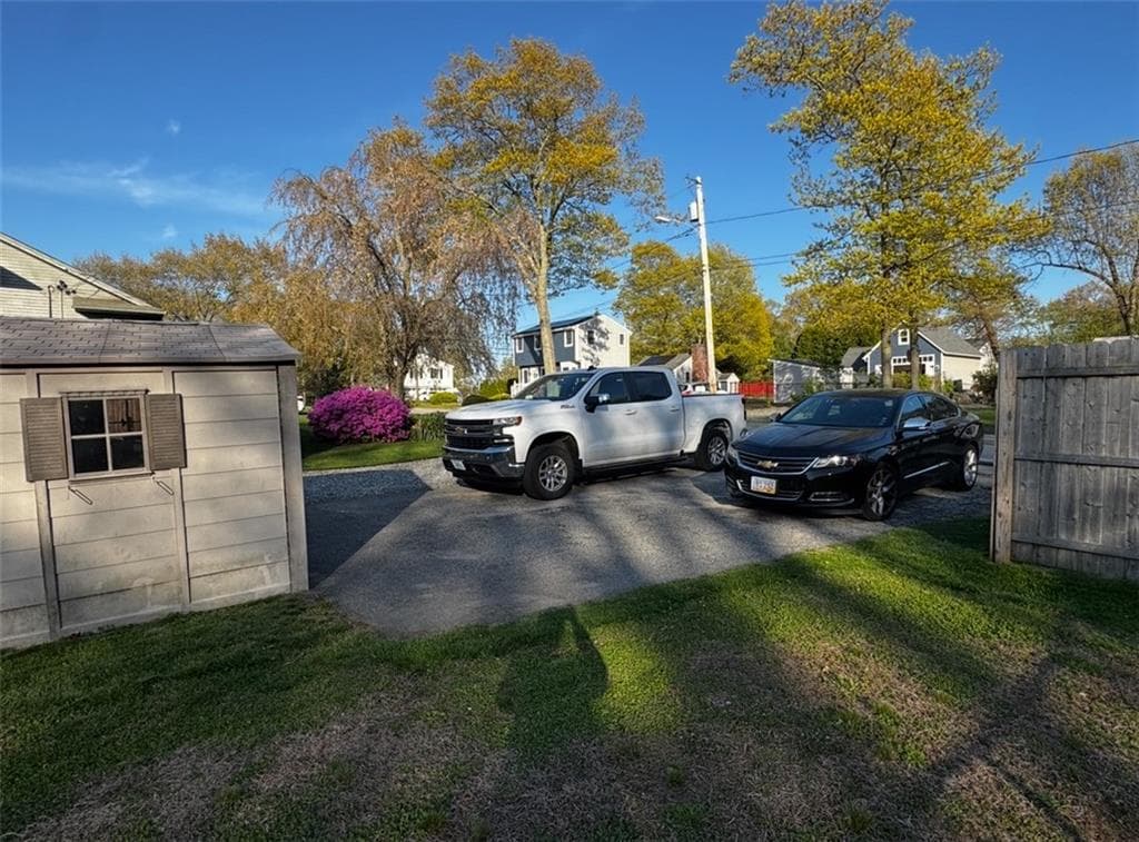 42 Spring Drive photo 20