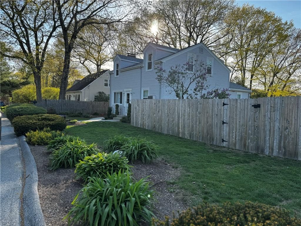 42 Spring Drive photo 18