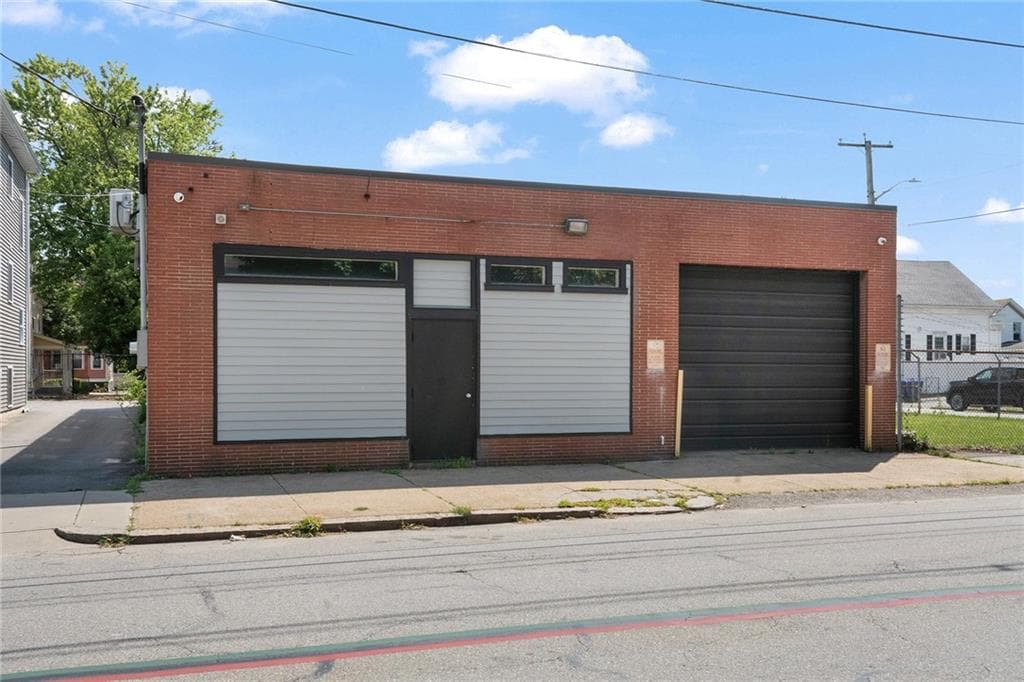 292 Prairie Avenue photo 16