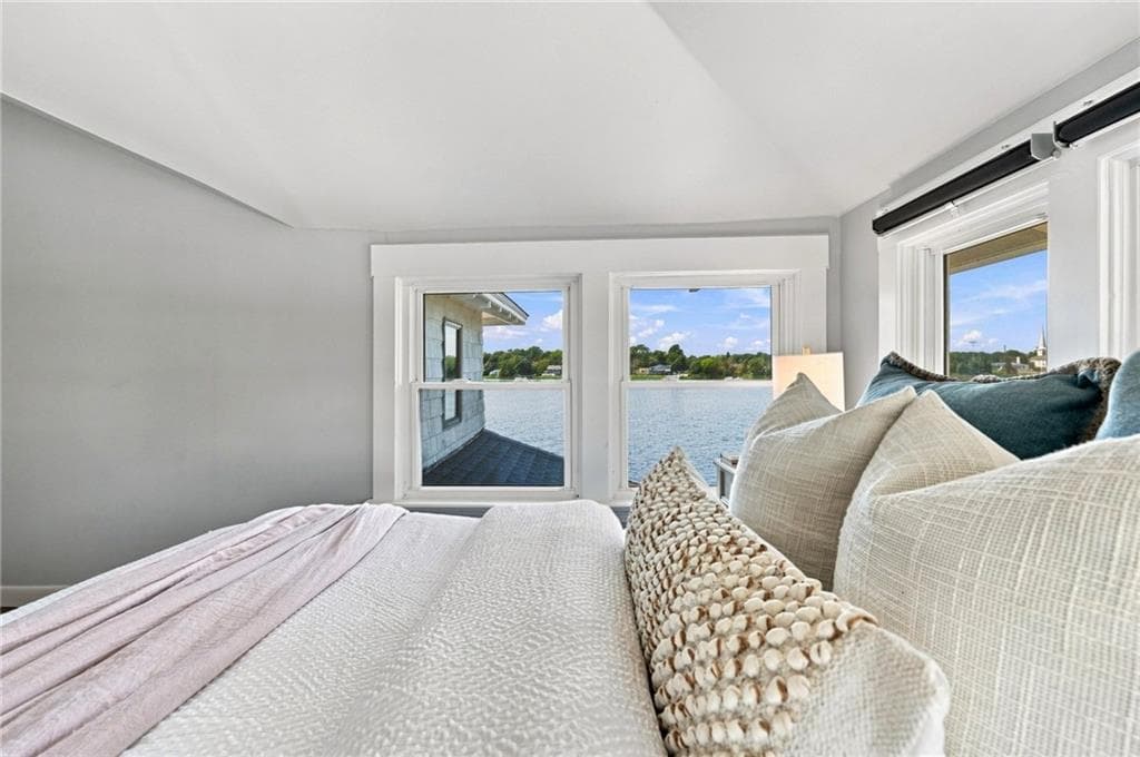 32 King Philip Avenue photo 23