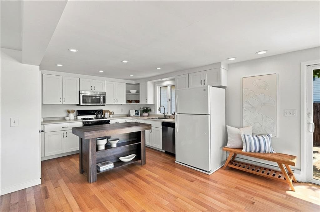 32 King Philip Avenue photo 13