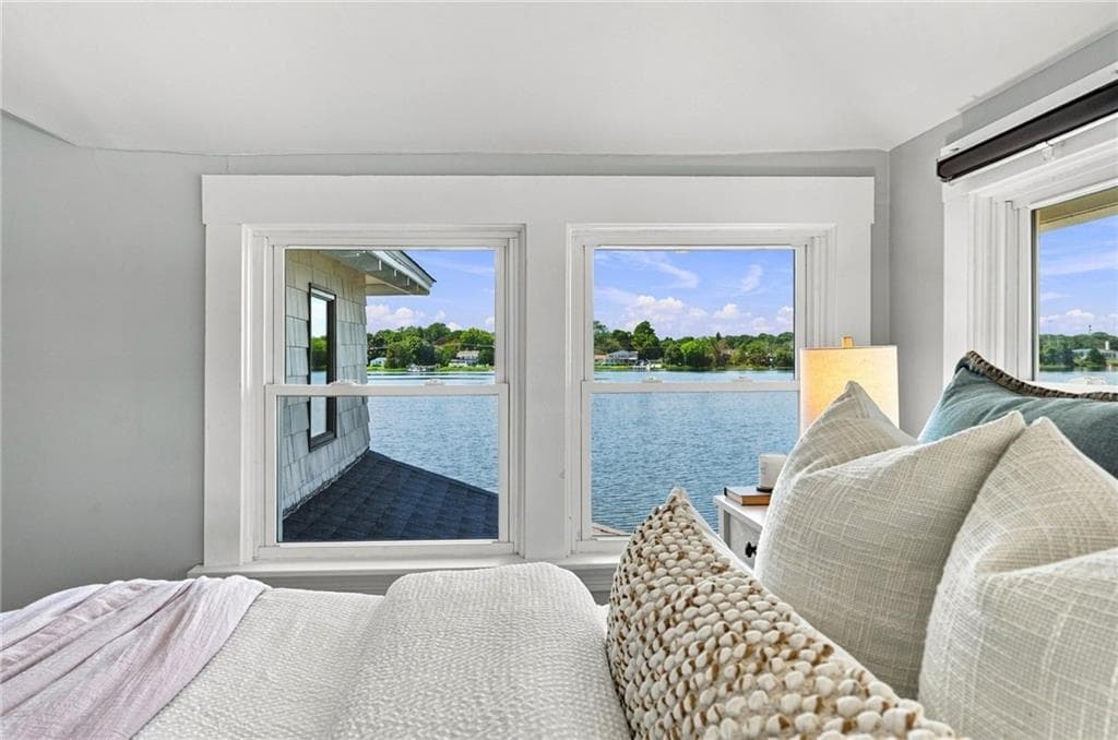 32 King Philip Avenue photo 24