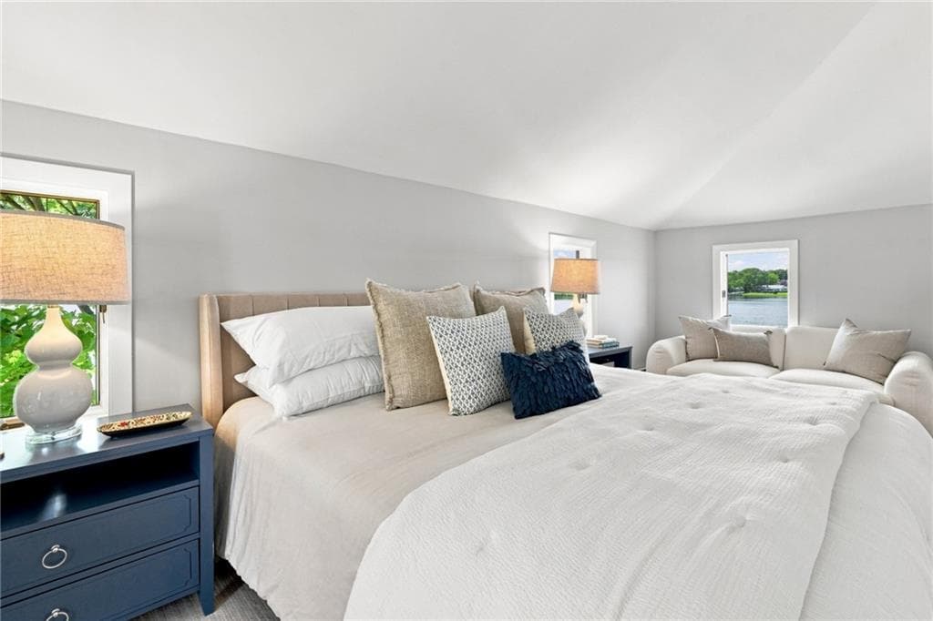 32 King Philip Avenue photo 18