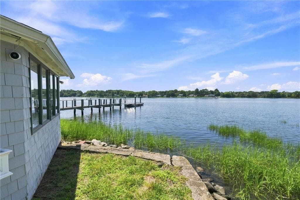 32 King Philip Avenue photo 25