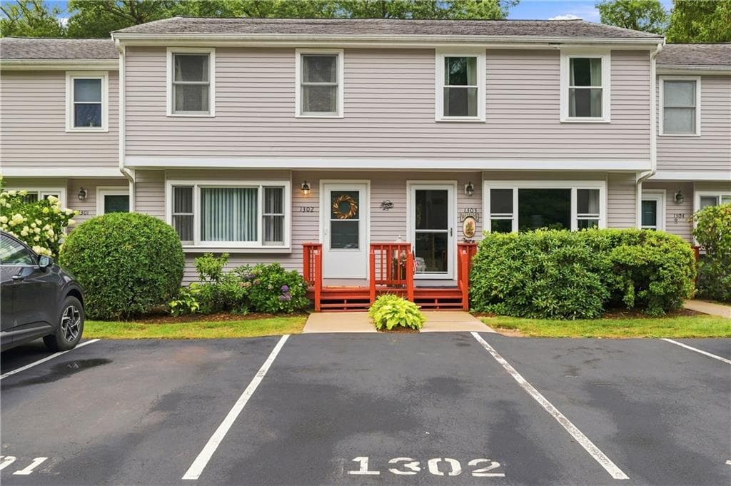 154 Bear Hill Road UNIT 1302 photo 3