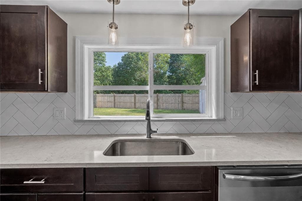 Single Family Residence at 25 Gloria Street, Pawtucket, photo 7 of 22