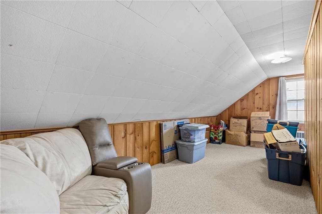 74 Youngs Avenue photo 24