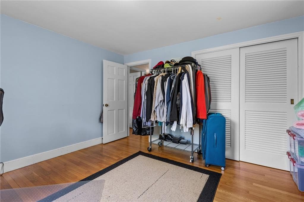 74 Youngs Avenue photo 14