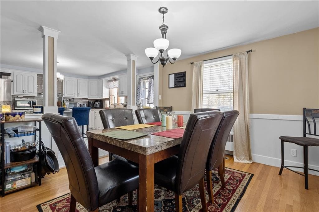 74 Youngs Avenue photo 11