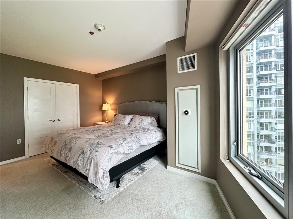 100 Exchange Street UNIT 807 photo 26