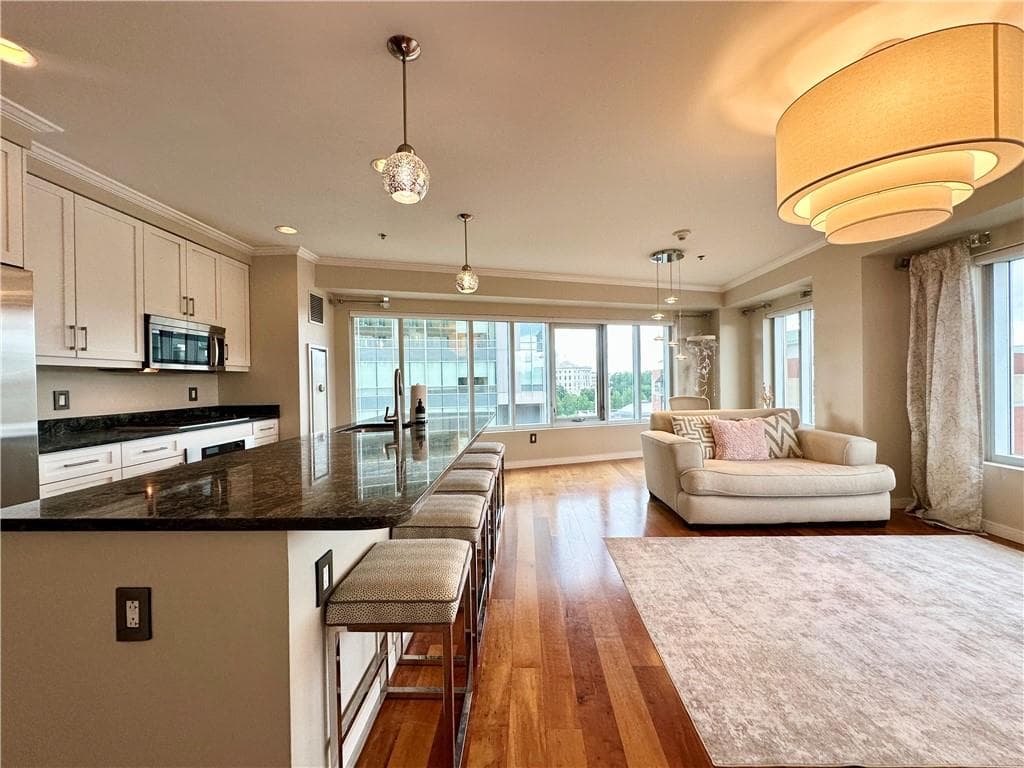 100 Exchange Street UNIT 807 photo 14