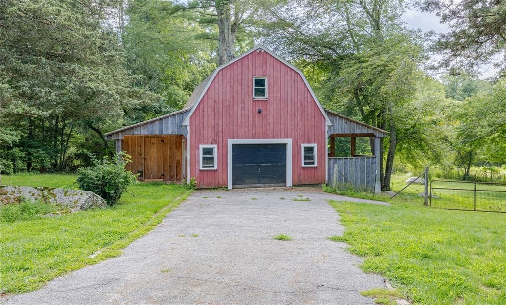 Single Family Residence at 57 Moosup Valley Road, Foster, photo 12 of 29