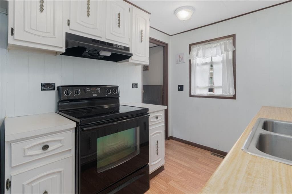 979 unit 8 Tollgate Road photo 11