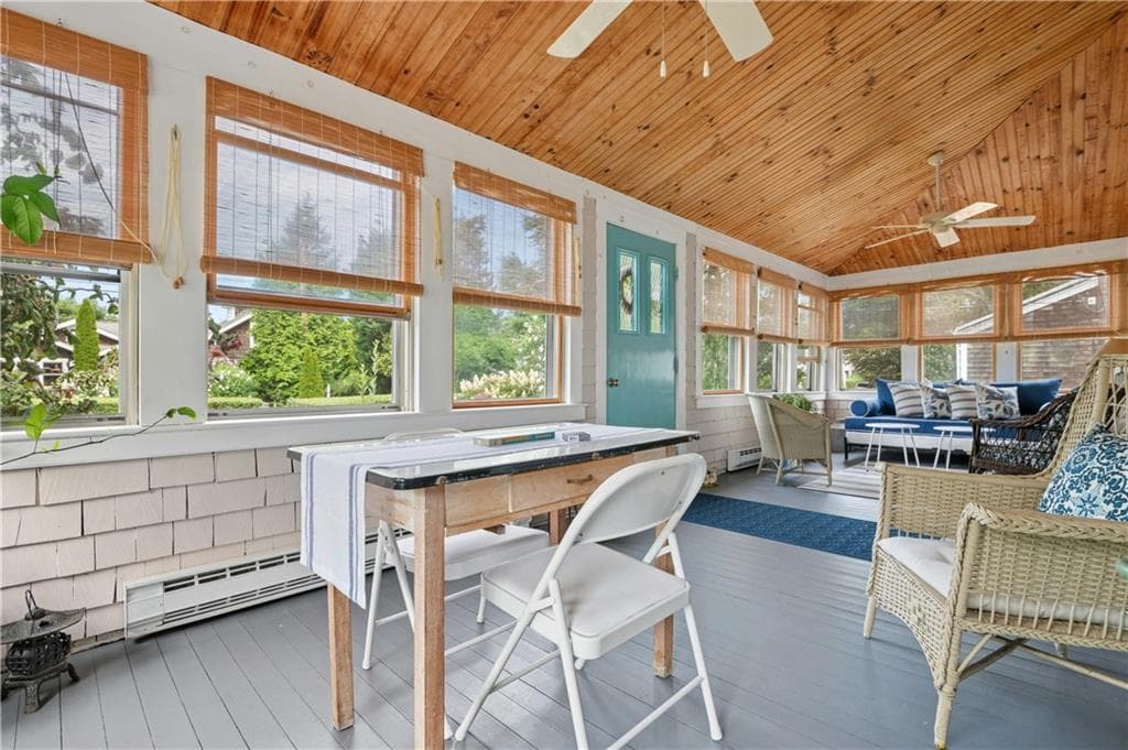 29 Howland Avenue photo 4