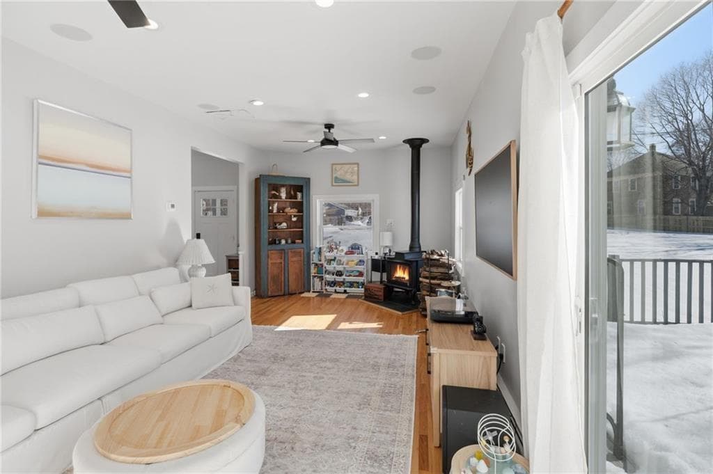 11 Heights Avenue photo 15