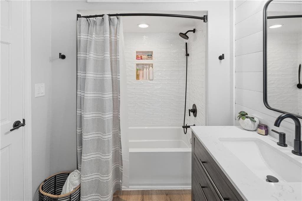 11 Heights Avenue photo 19