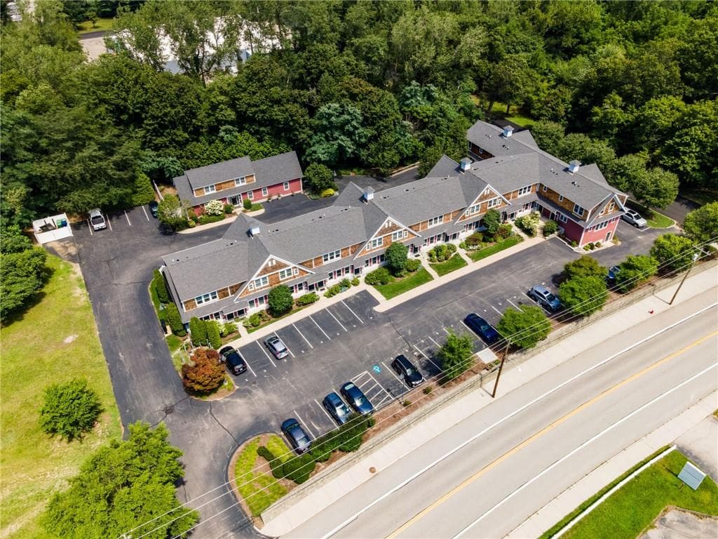 Condominium at 265 Post Road Road UNIT 4, Warwick, photo 36 of 46