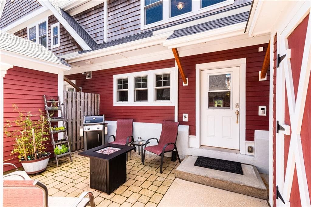 Condominium at 265 Post Road Road UNIT 4, Warwick, photo 5 of 46