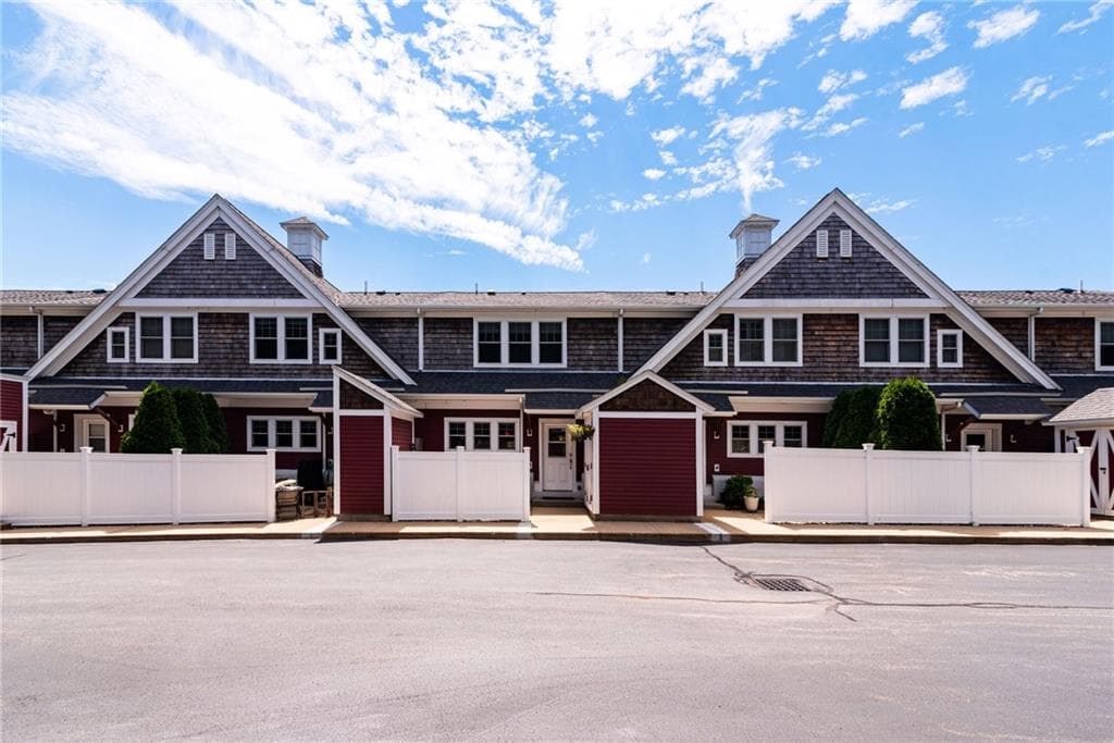 Condominium at 265 Post Road Road UNIT 4, Warwick, photo 34 of 46