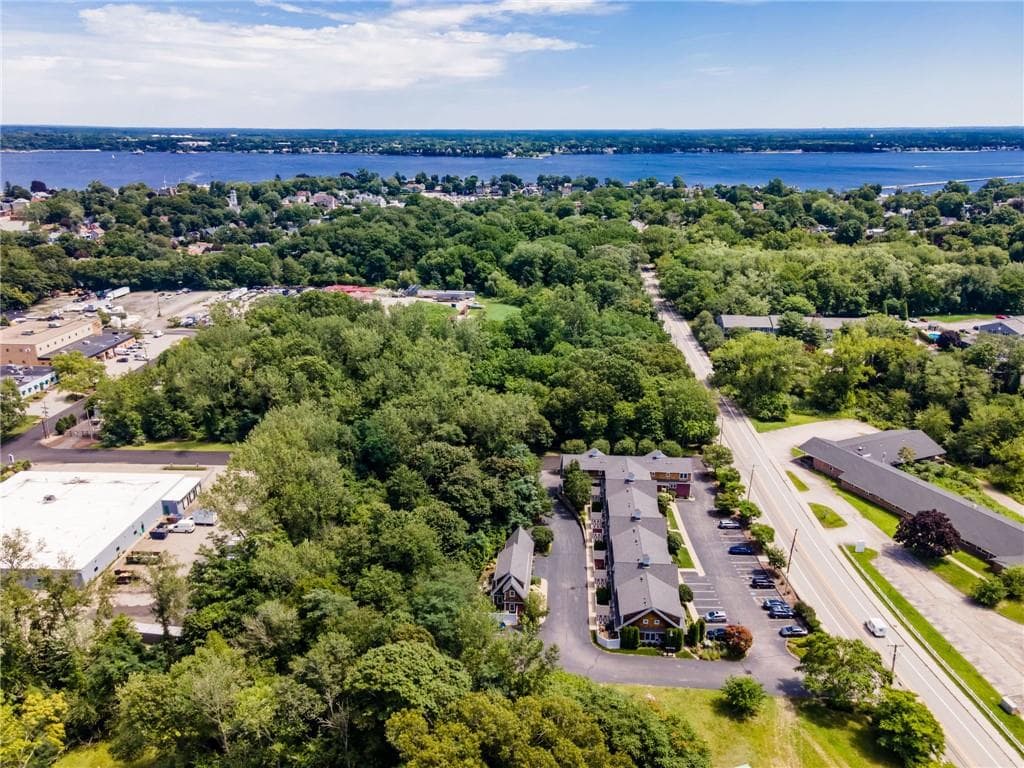 Condominium at 265 Post Road Road UNIT 4, Warwick, photo 38 of 46