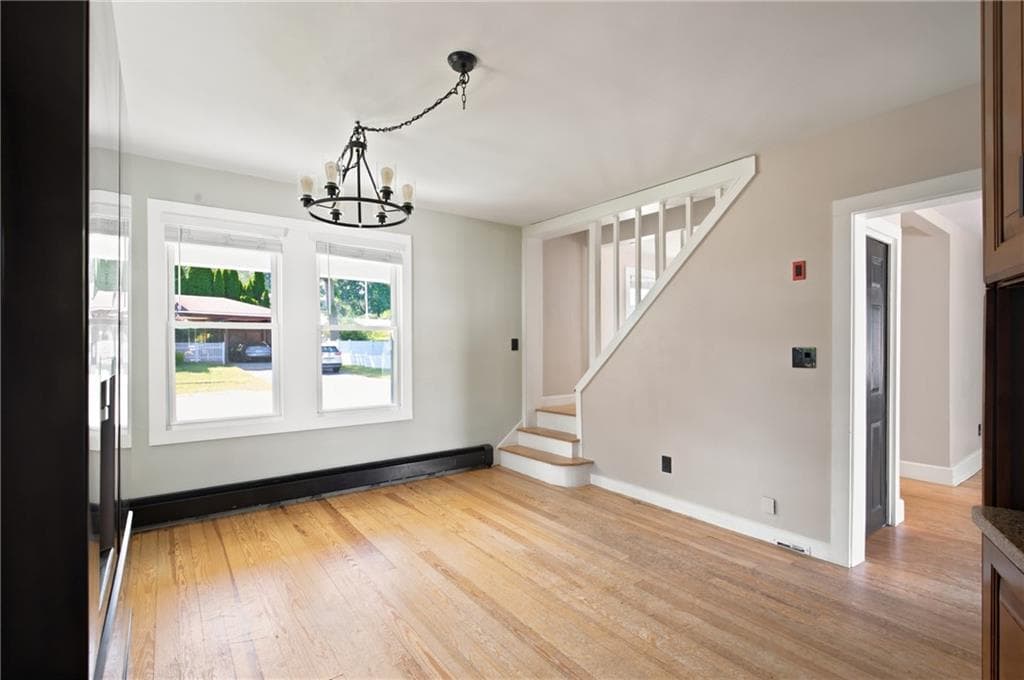 204 Lowell Street photo 18