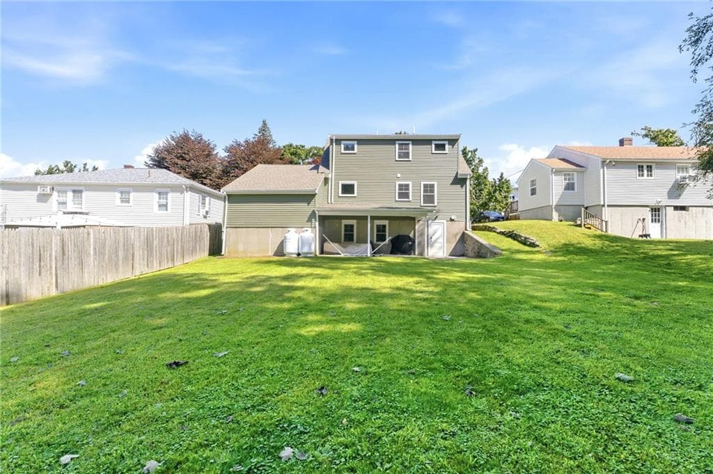 172 Bayview Avenue photo 32