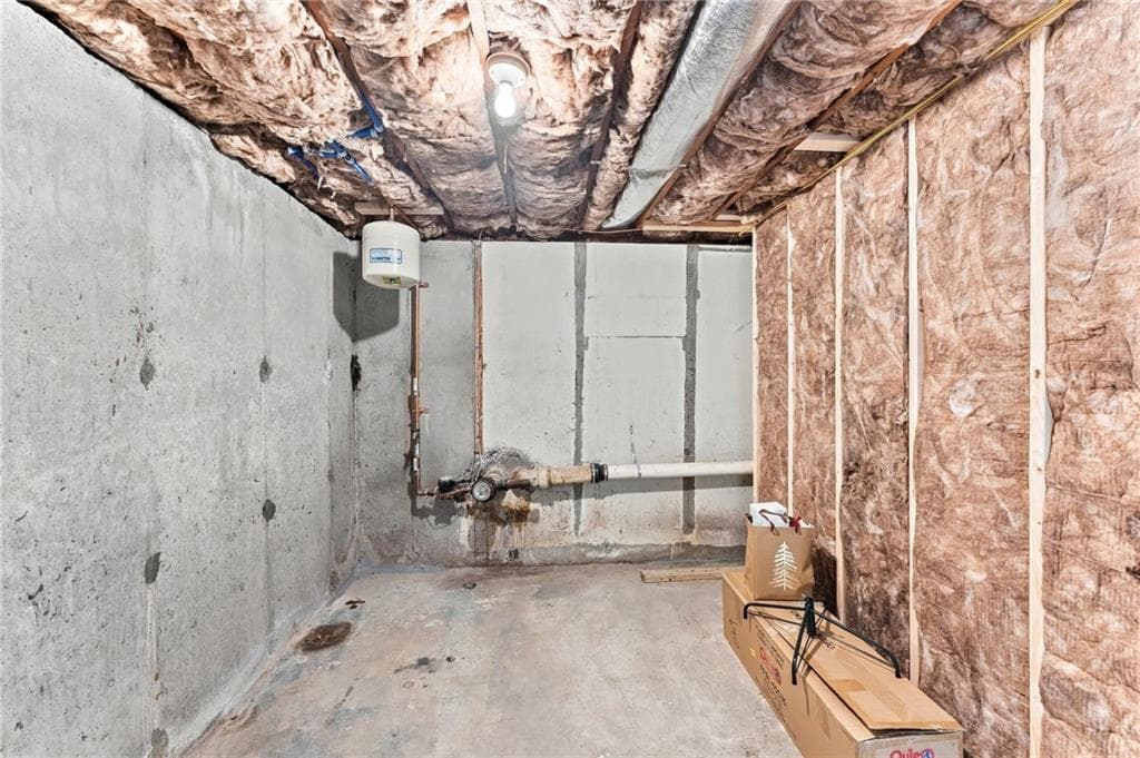 172 Bayview Avenue photo 30