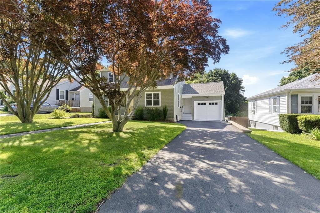 172 Bayview Avenue photo 40