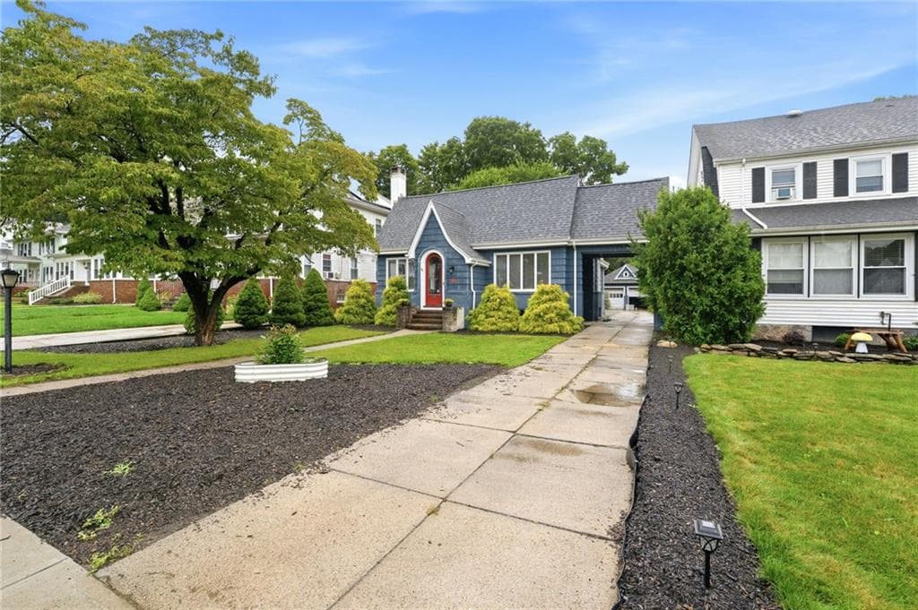 519 prospect Street photo 2