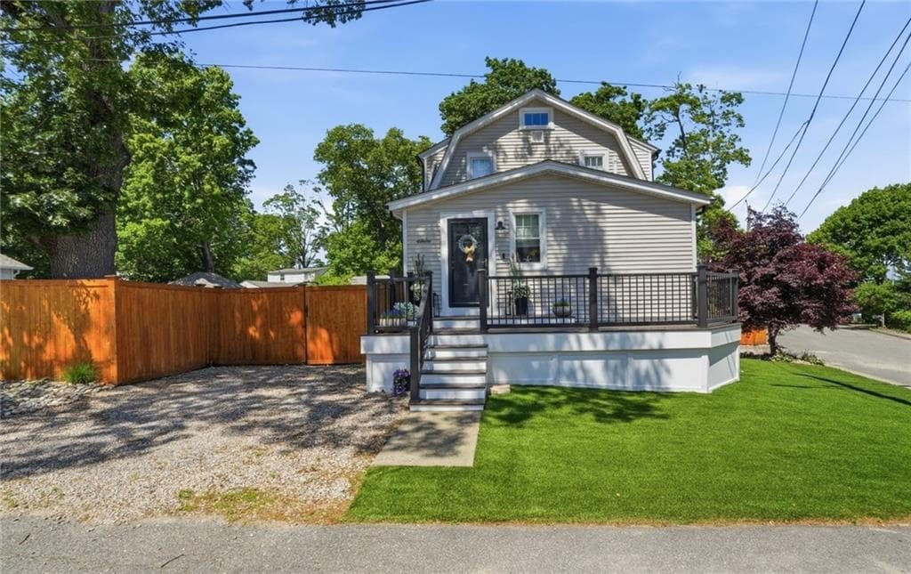 1 Staples Avenue photo 49