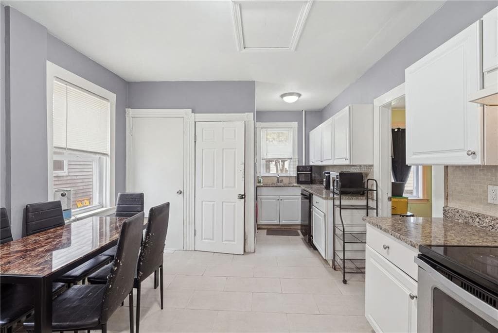 185 Vermont Avenue photo 3