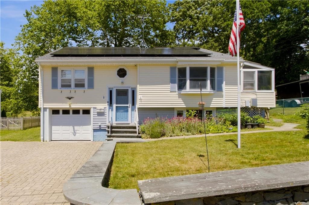 10 Kerins Terrace photo 2