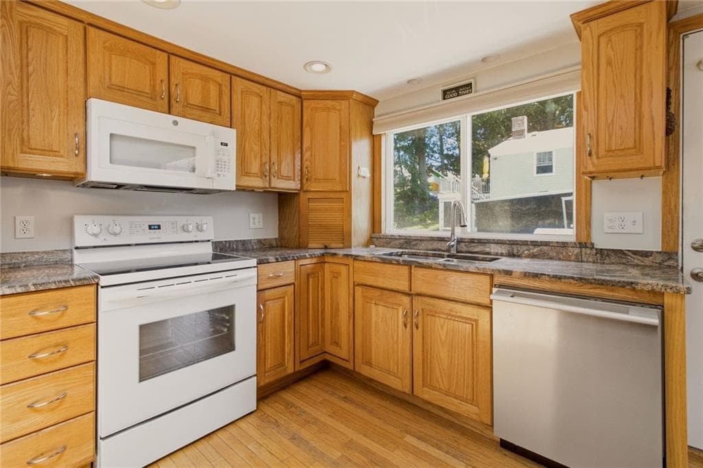 10 Kerins Terrace photo 16
