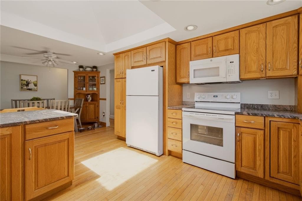 10 Kerins Terrace photo 15