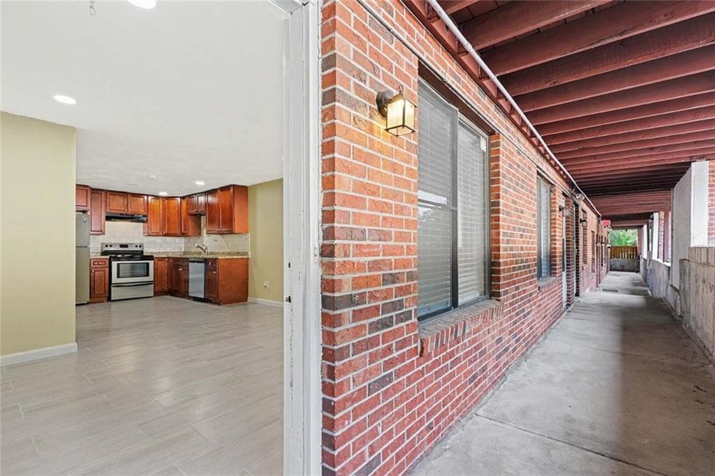 569 Smithfield Road UNIT 9 photo 3