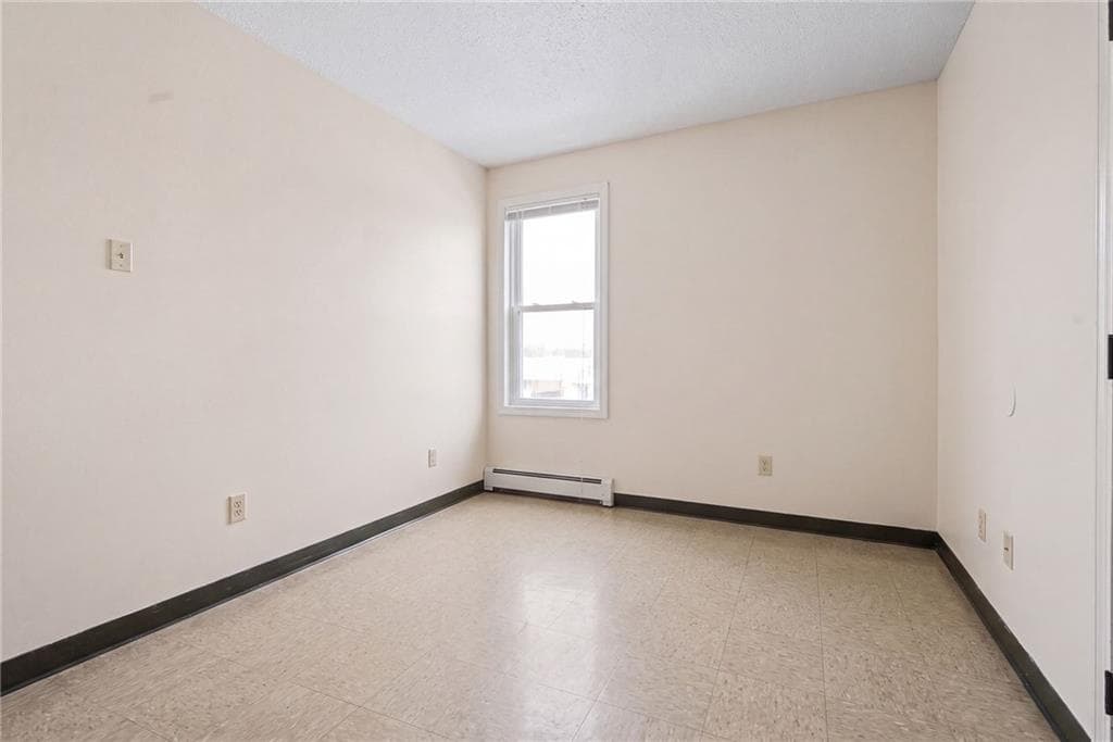 471 485 Pond Street photo 5