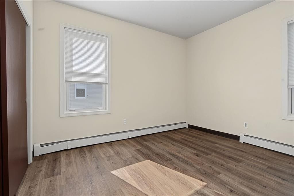 471 485 Pond Street photo 41