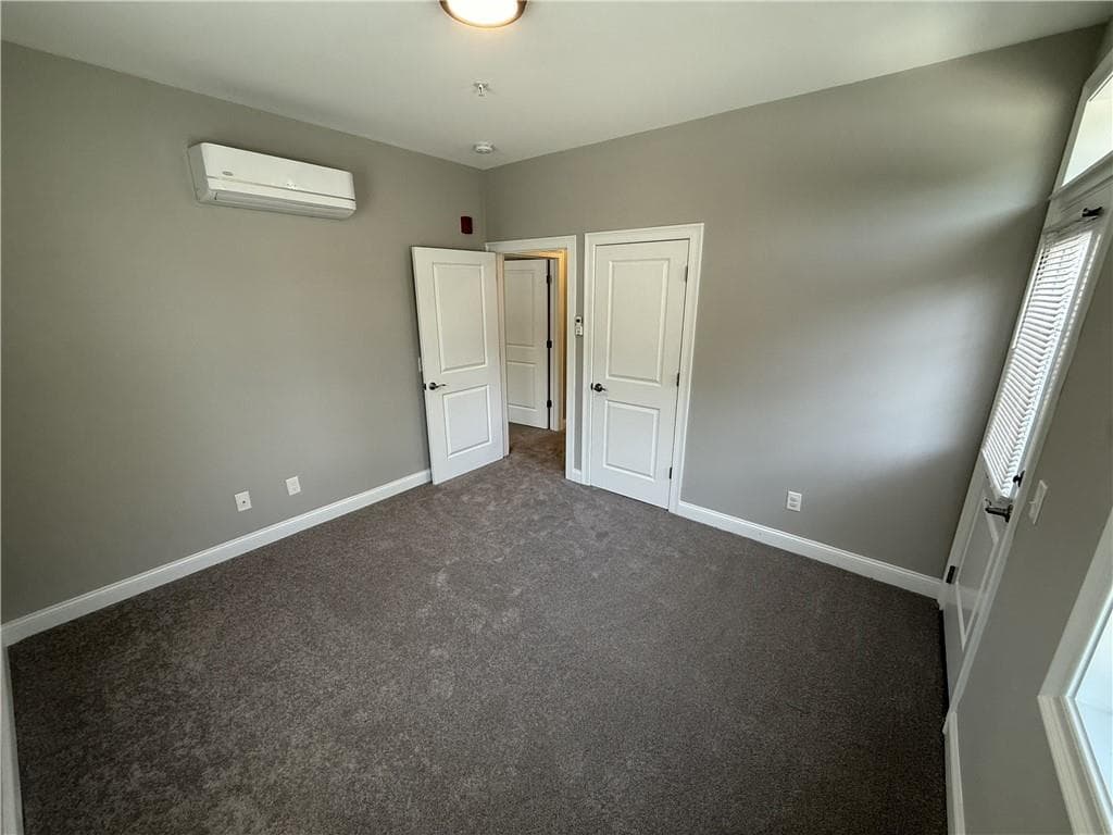1535 Atwood Avenue UNIT 201 photo 14