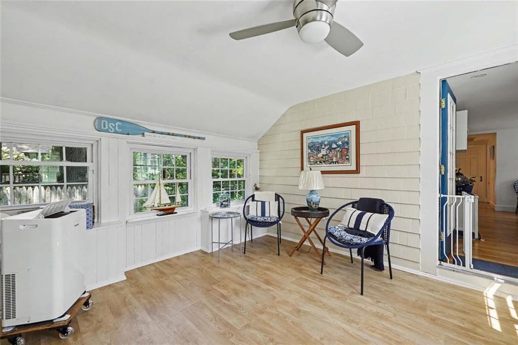 75 Princes Hill Avenue photo 9