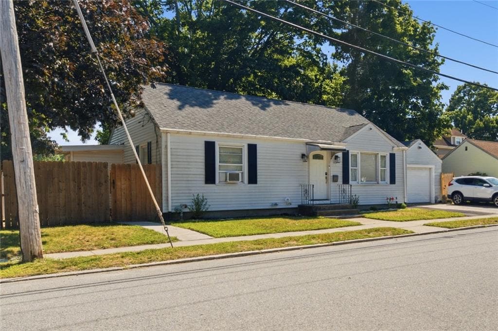 170 Beckwith Street photo 10
