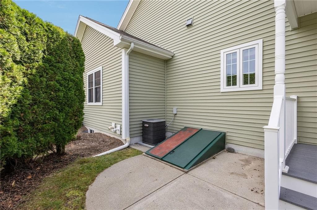 Condominium at 500 Mendon Road UNIT 326, Cumberland, photo 37 of 41