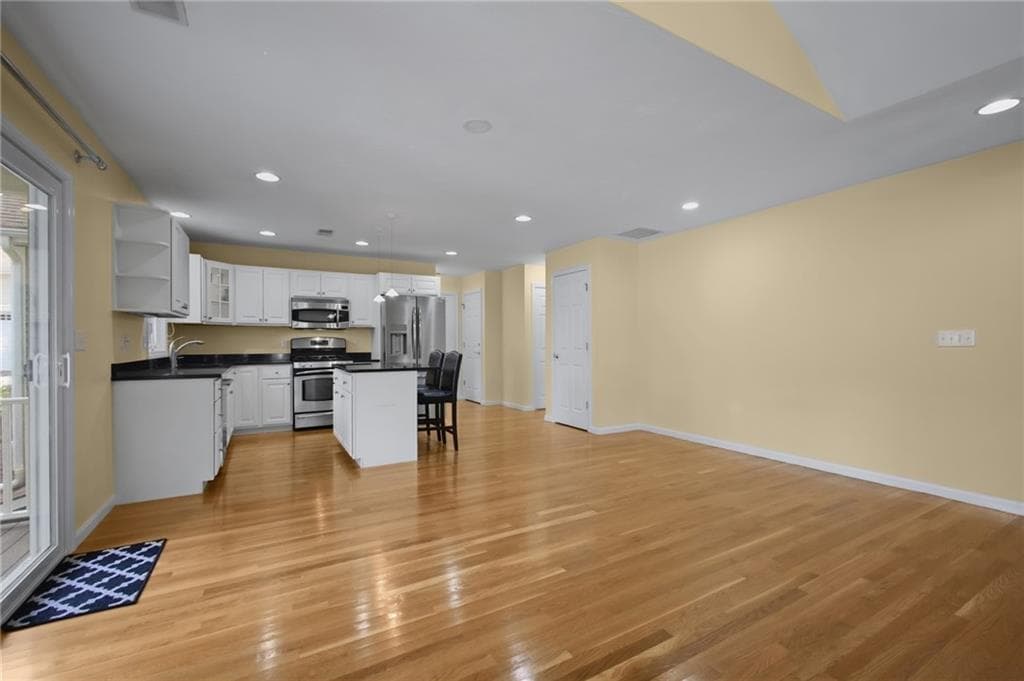 Condominium at 500 Mendon Road UNIT 326, Cumberland, photo 8 of 41