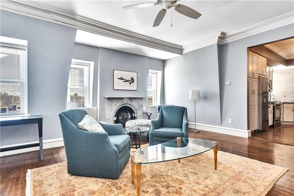 453 Angell Street photo 25