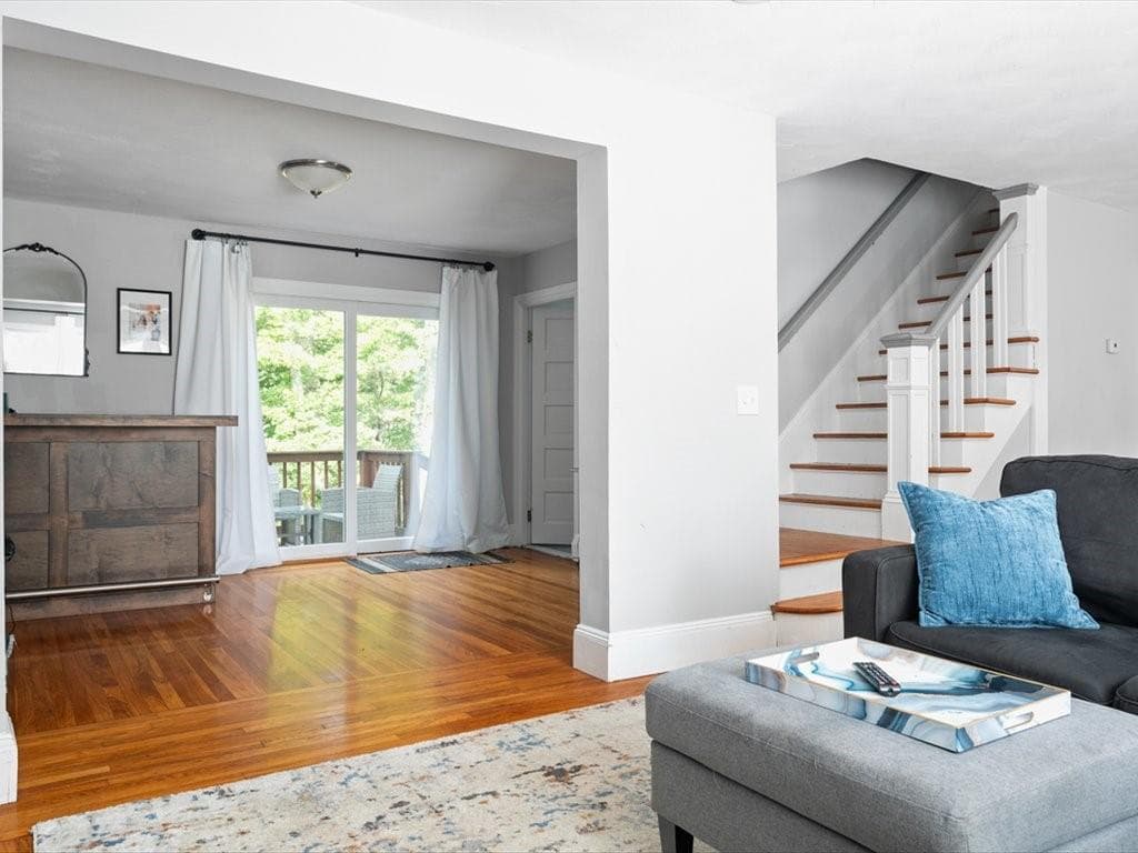 5 Brown Avenue photo 13